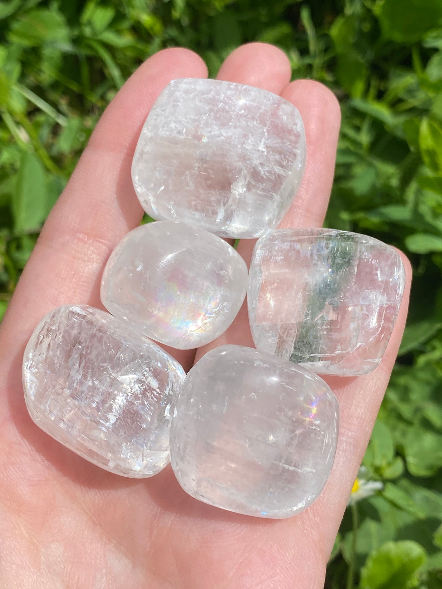 Calcite bianca burattata