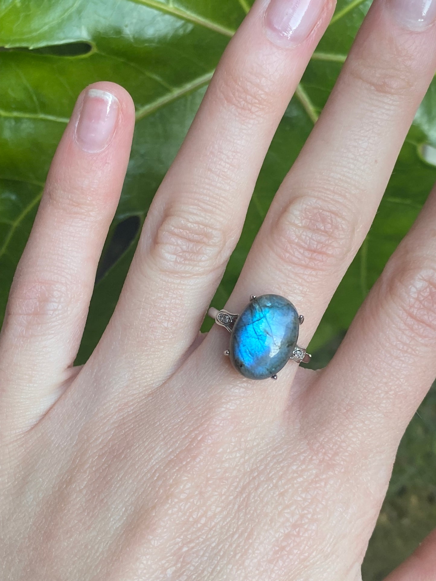 Anello in labradorite