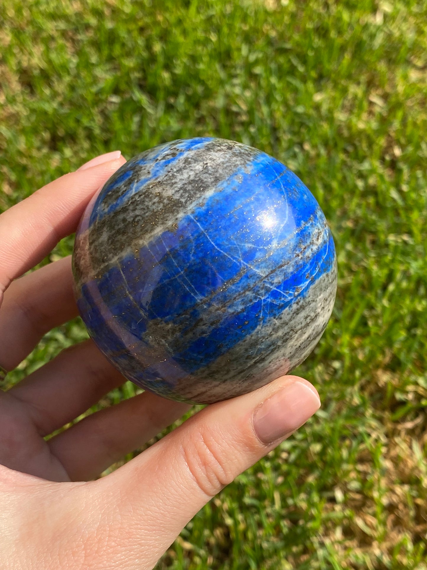 Sfera in lapislazzuli