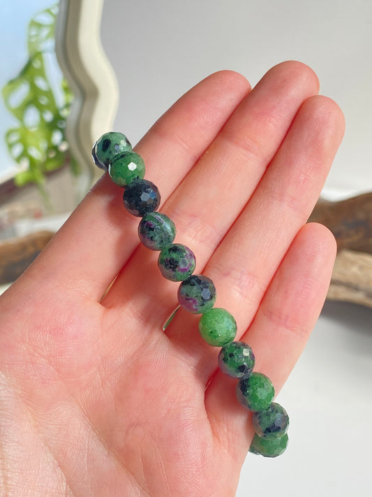 Bracciale rubino in zoisite