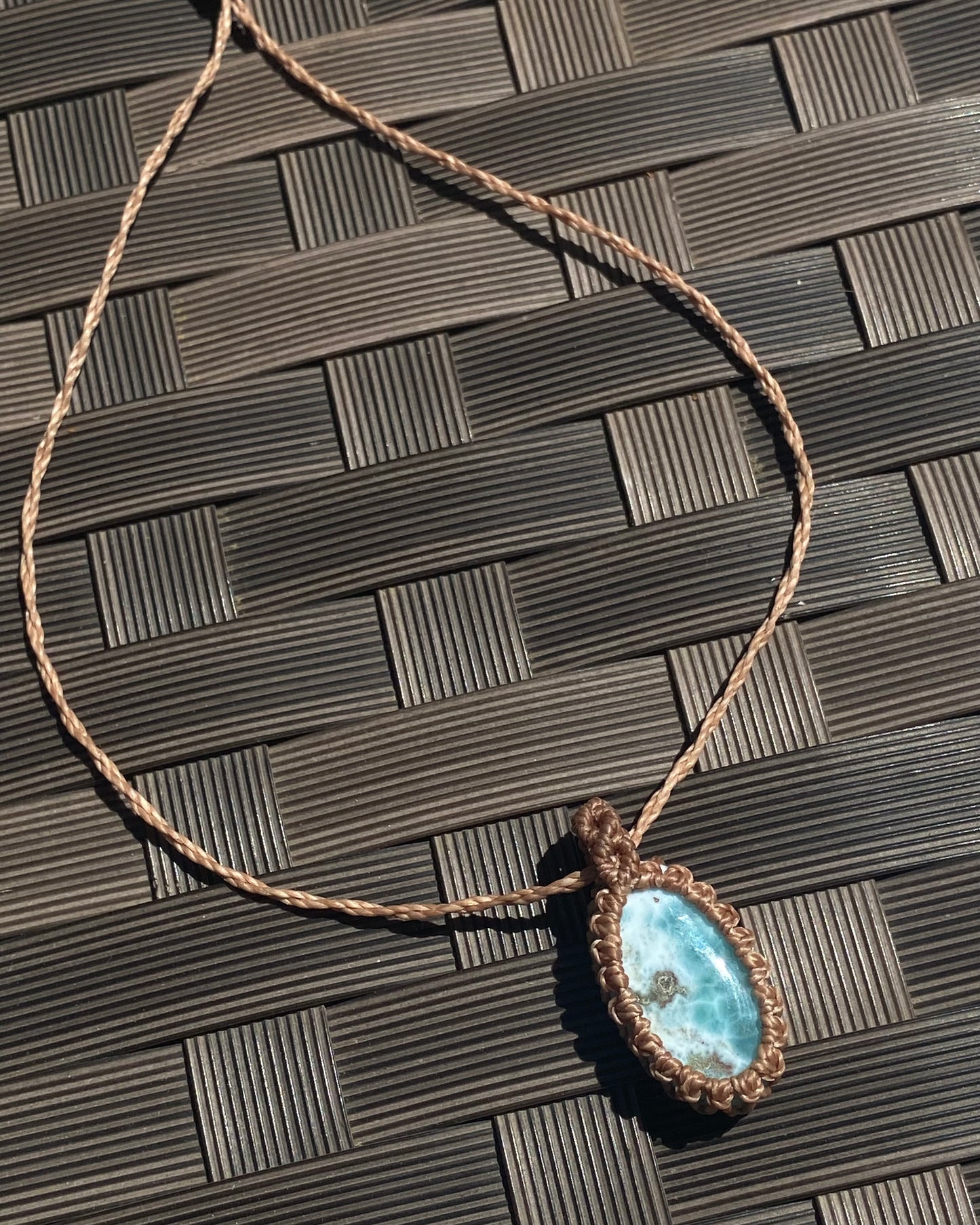 Collana LARIMAR macramè