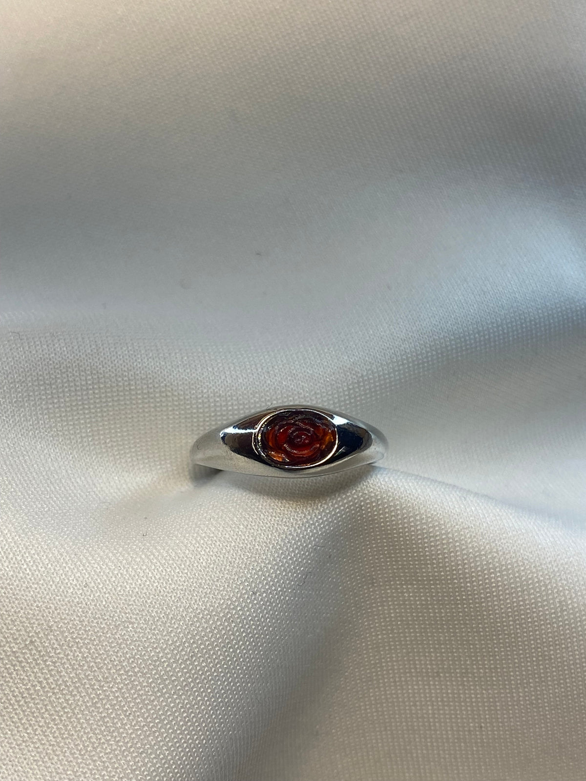 Anello Granato Intaglio rosa