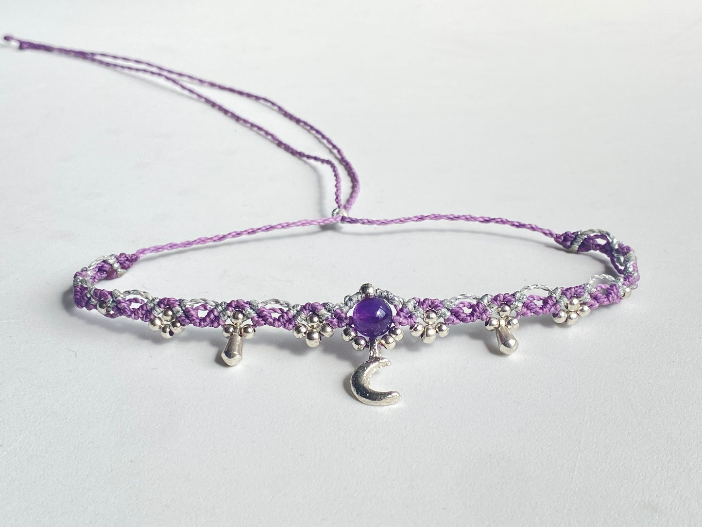 Choker modello “Sailor Moon” con ametista