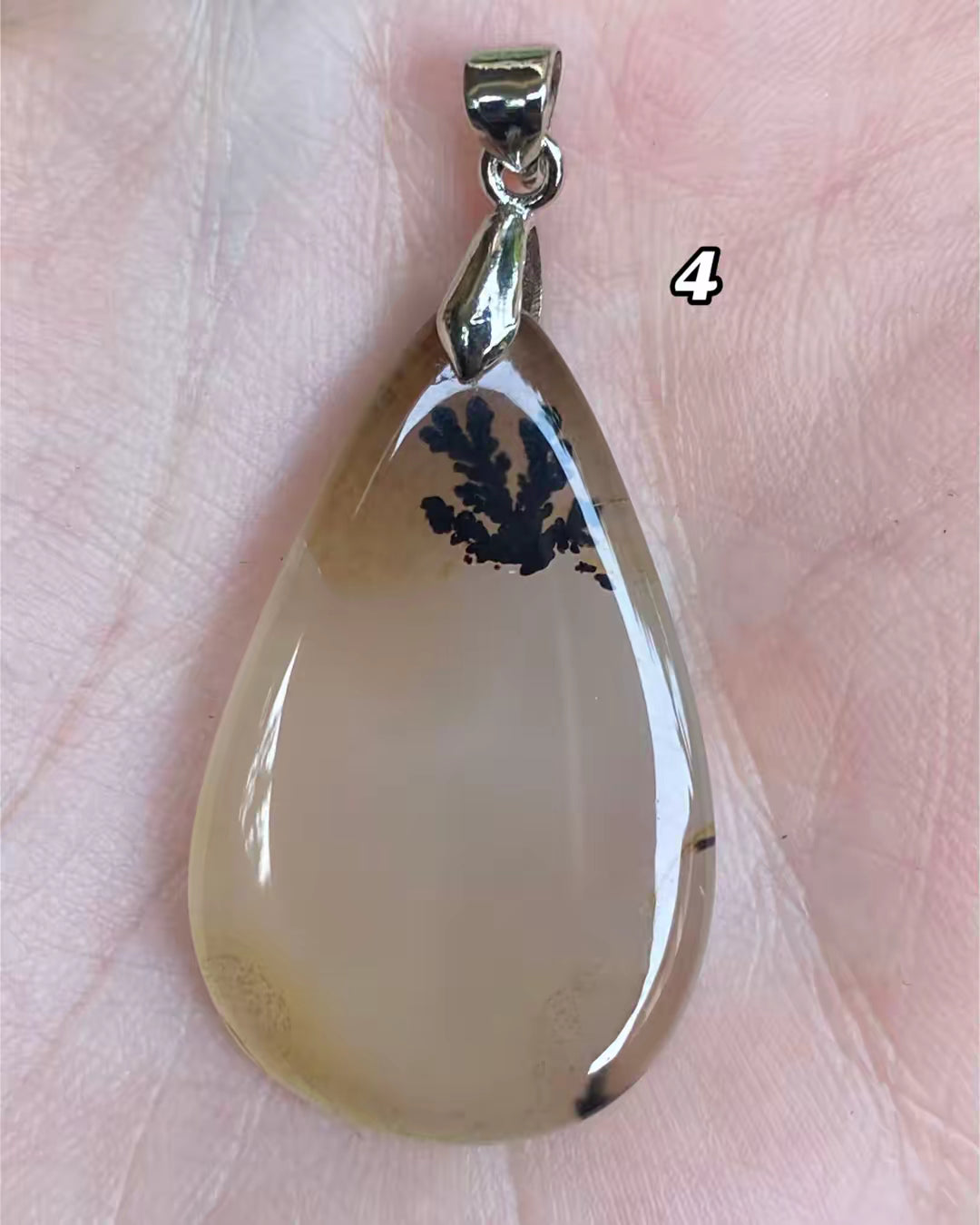 Ciondolo in agata dendritica