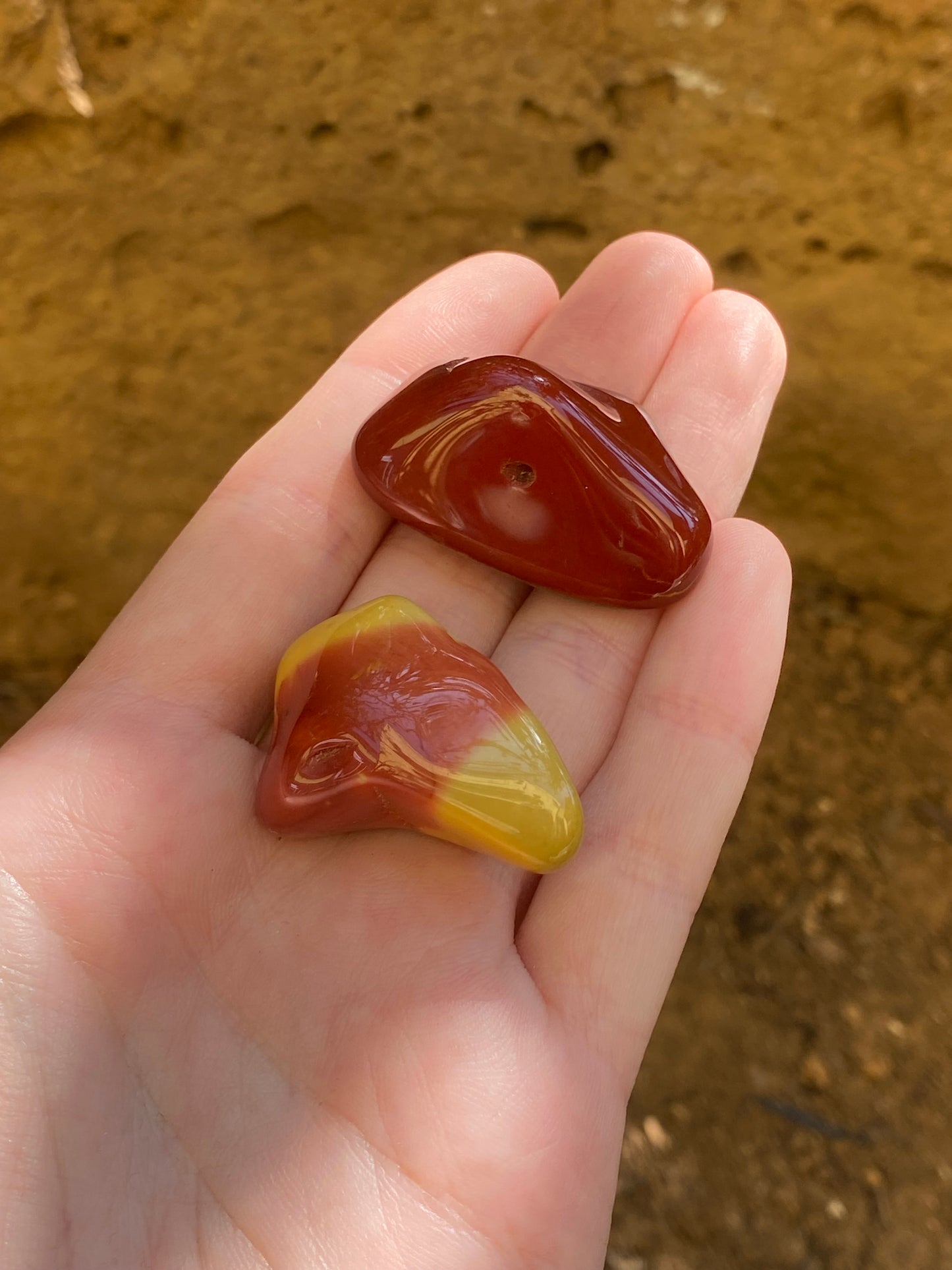 Mookaite burattata
