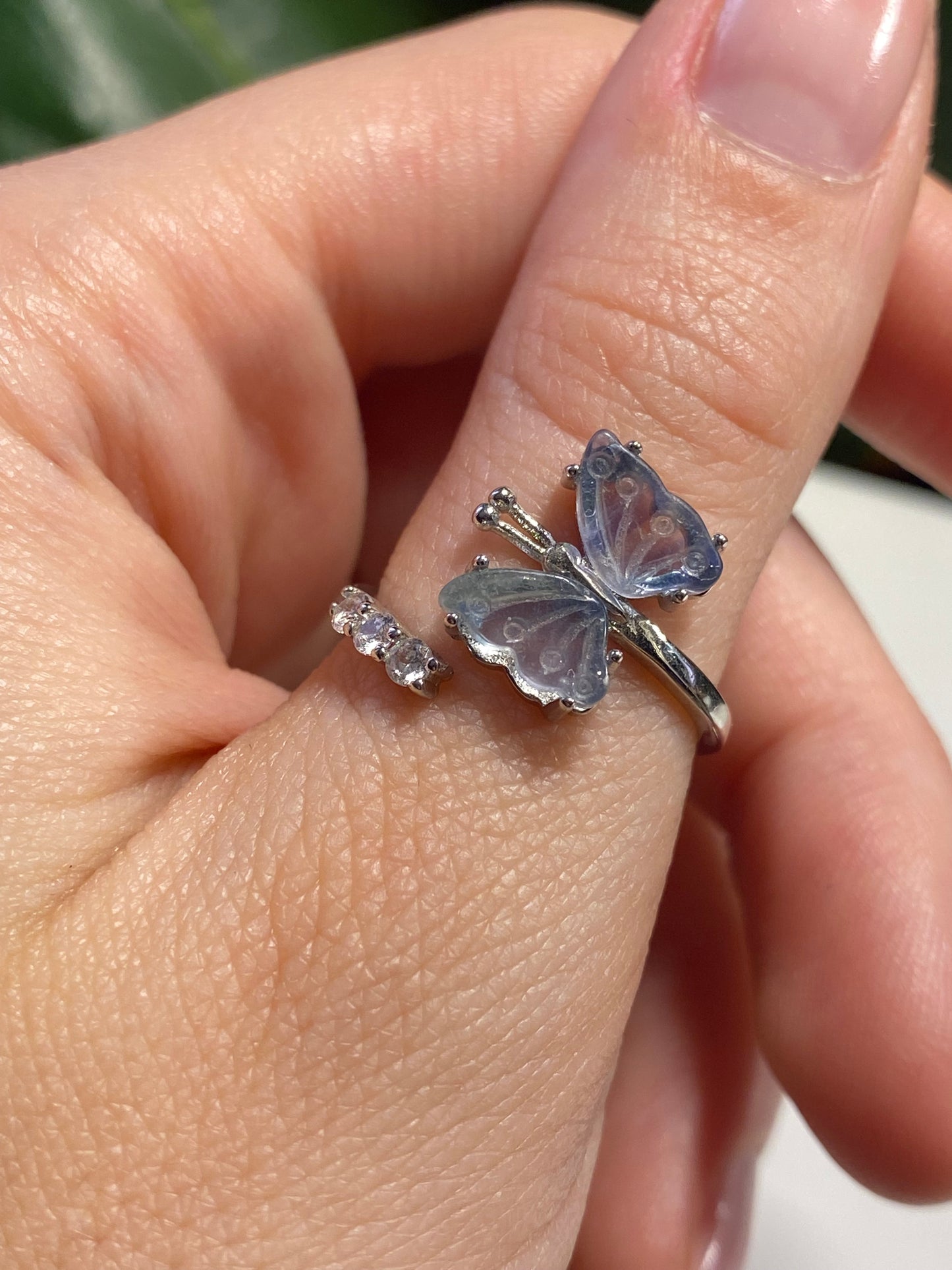 Anello farfalla in fluorite
