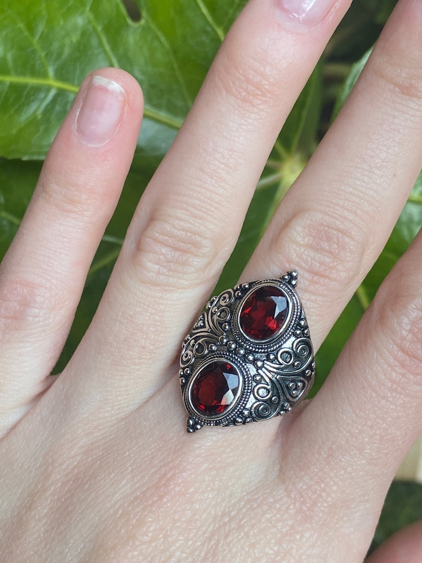 Anello doppia pietra con granato rosso