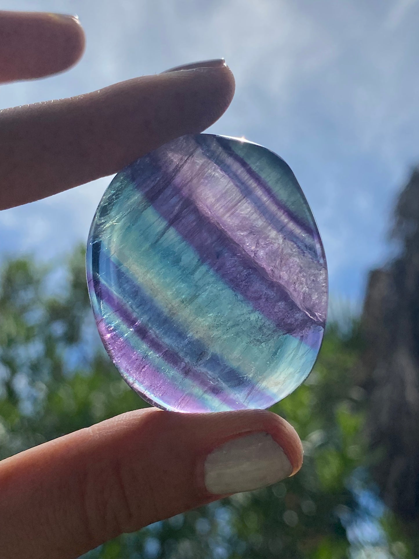 Flat stone in Fluorite