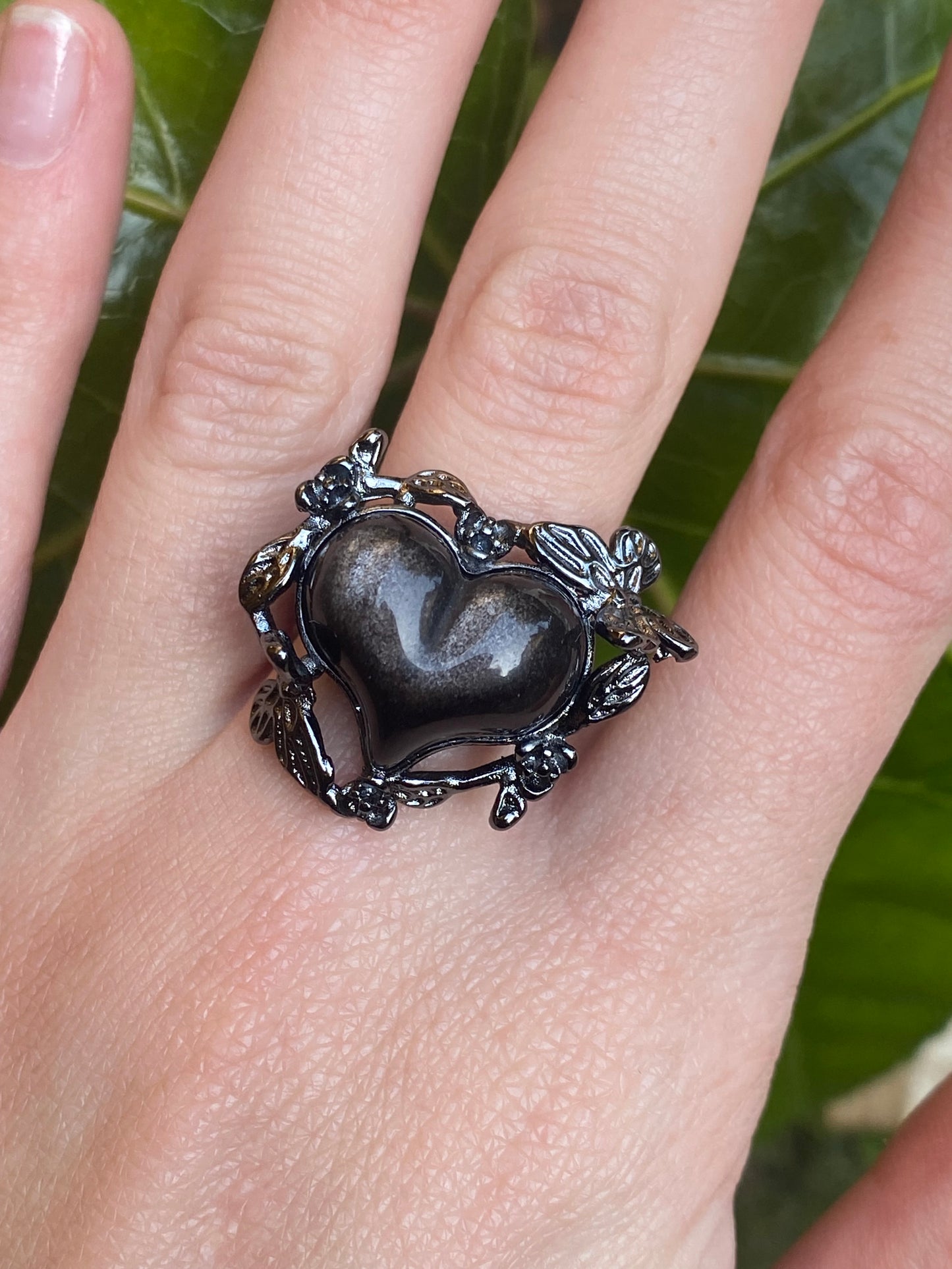 Anello cuore con ossidiana argentata