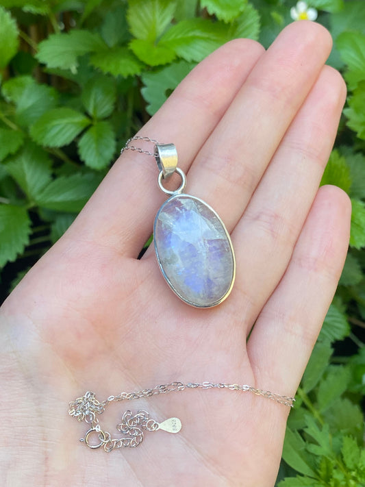Collana in labradorite bianca (argento 925)