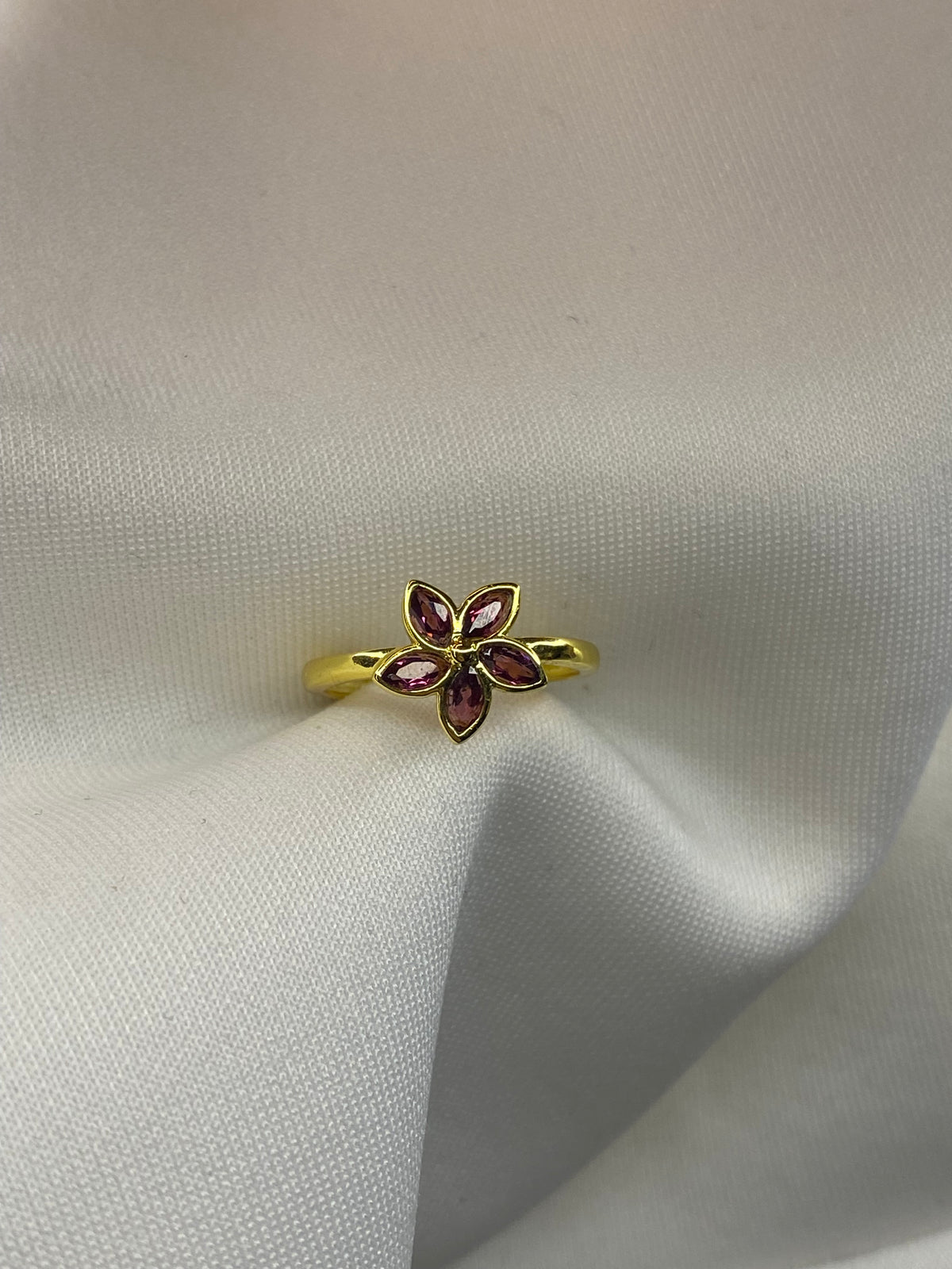 Anello Granato fiore