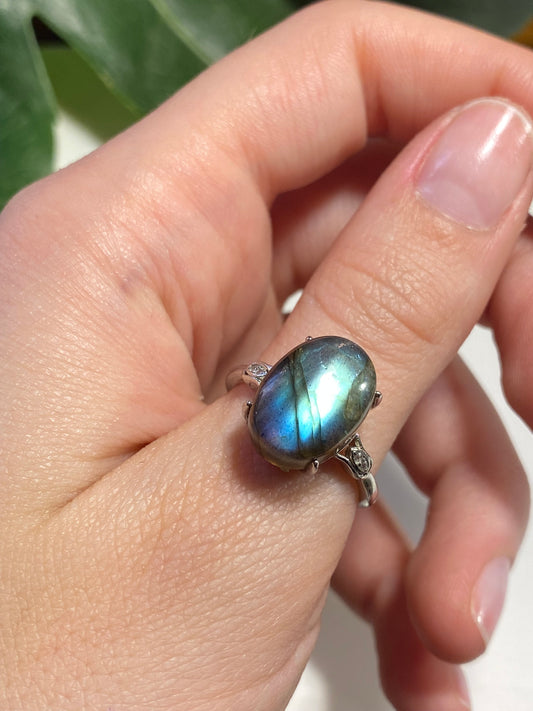 Anello in labradorite