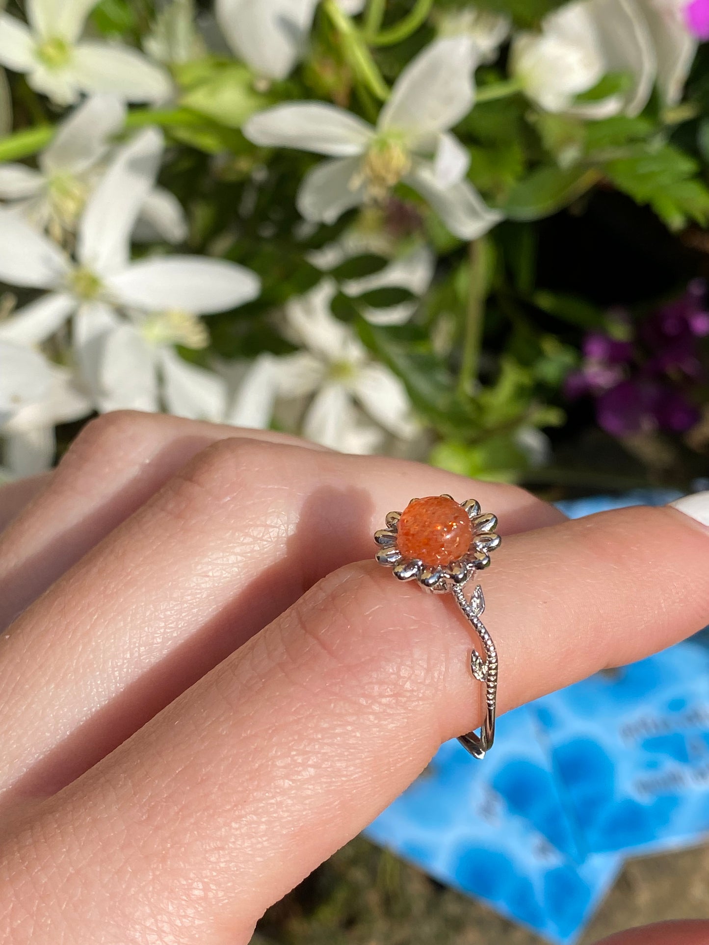 Anello girasole con pietra del sole